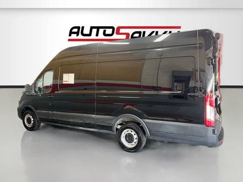 Used 2023 Ford Transit 250 148 High Roof Extended w/ Load Area Protection Package RWD image 4