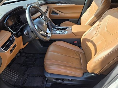 Used 2024 INFINITI QX60 Sensory w/ Vision Package image 11