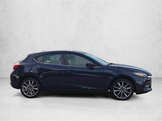 Used 2018 MAZDA MAZDA3 Touring FWD video 4