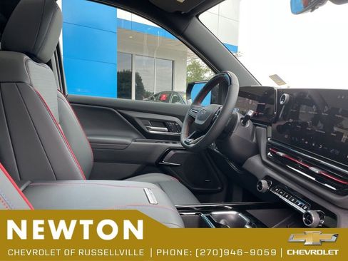 New 2024 Chevrolet Silverado EV RST AWD/4WD image 53