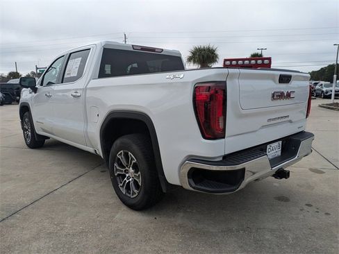 Used 2024 GMC Sierra 1500 SLT image 6