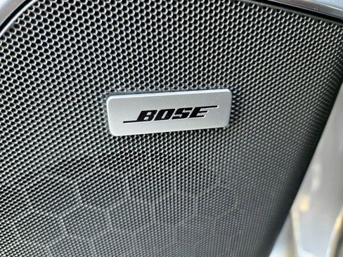 Used 2019 Cadillac Escalade Premium Luxury image 35