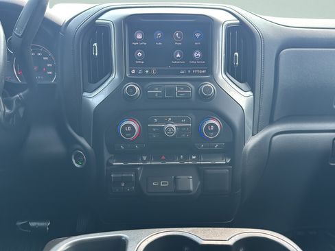 Used 2022 Chevrolet Silverado 2500 LT w/ Convenience Package AWD/4WD image 16