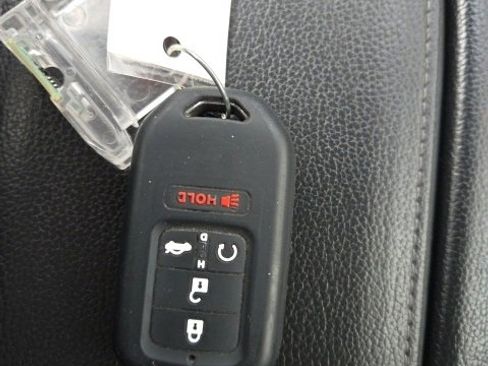 Used 2019 Honda Civic EX-L image 16