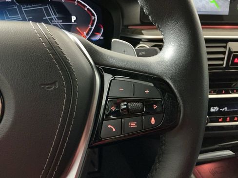 Certified 2022 BMW 530i w/ Executive Package image 16