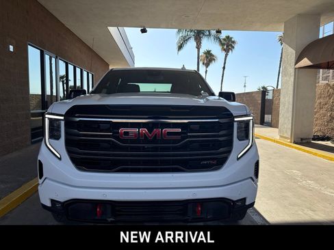 Certified 2025 GMC Sierra 1500 AT4 AWD/4WD image 2