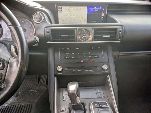 Used 2018 Lexus IS 300 AWD w/ Comfort Package image 16