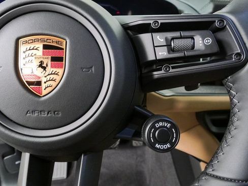 New 2026 Porsche Cayenne Coupe AWD/4WD image 11