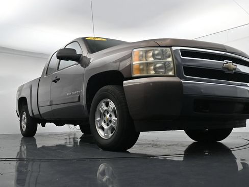 Used 2008 Chevrolet Silverado 1500 LT w/ Power Pack Plus AWD/4WD image 31