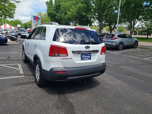 Used 2011 Kia Sorento LX w/ Convenience Pkg AWD/4WD image 6
