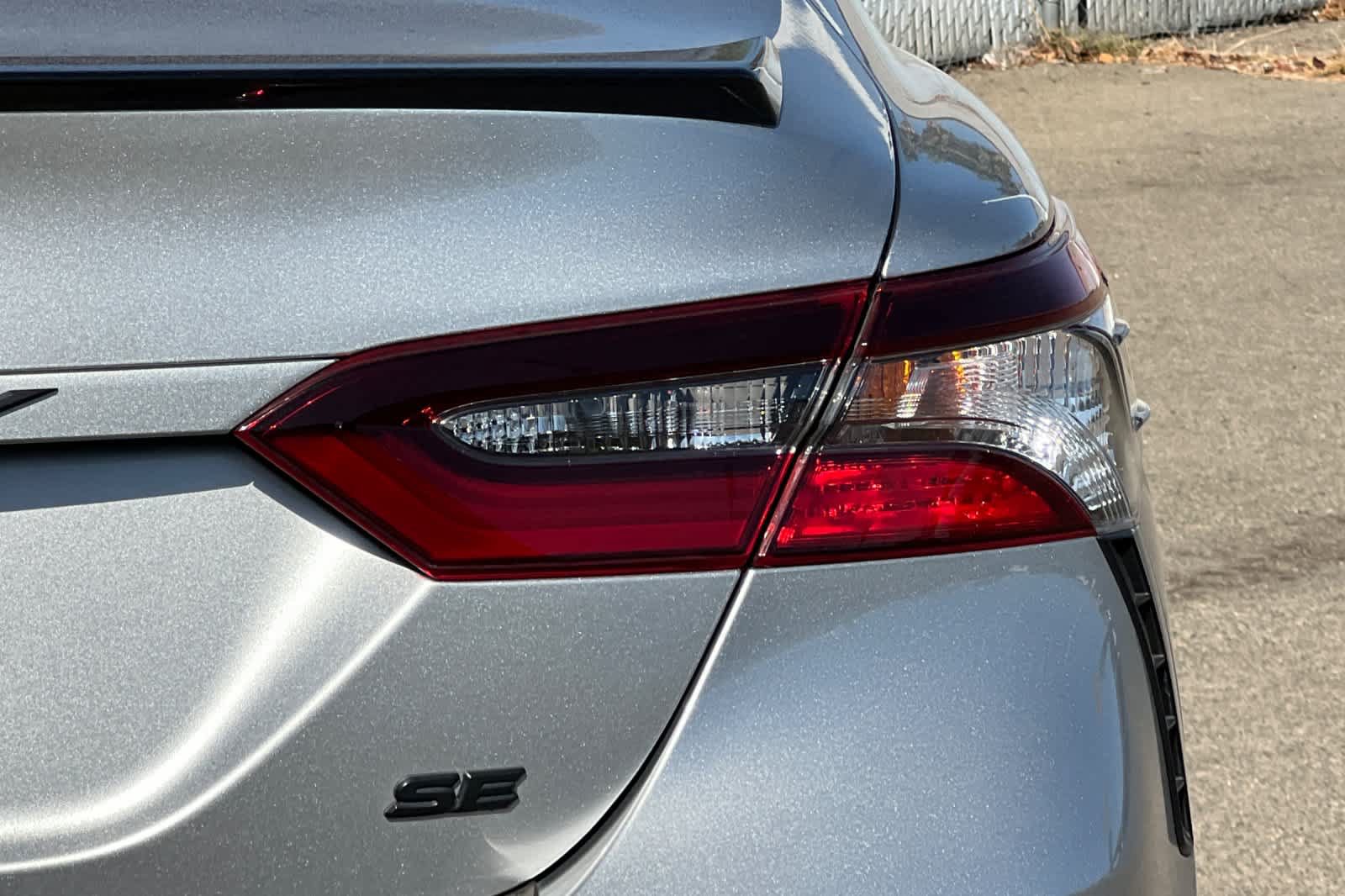 Used 2023 Toyota Camry SE w/ Convenience Package FWD image 21