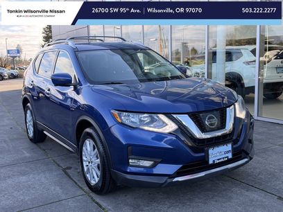 Used 2017 Nissan Rogue SV w/ SV Premium Package