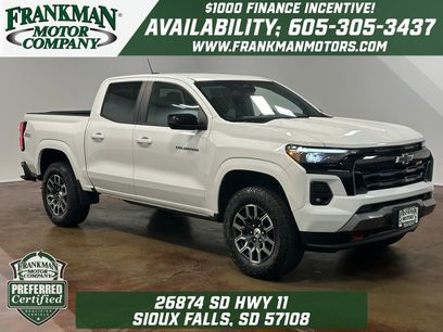 Used 2023 Chevrolet Colorado Z71 w/ Z71 Convenience Package 2
