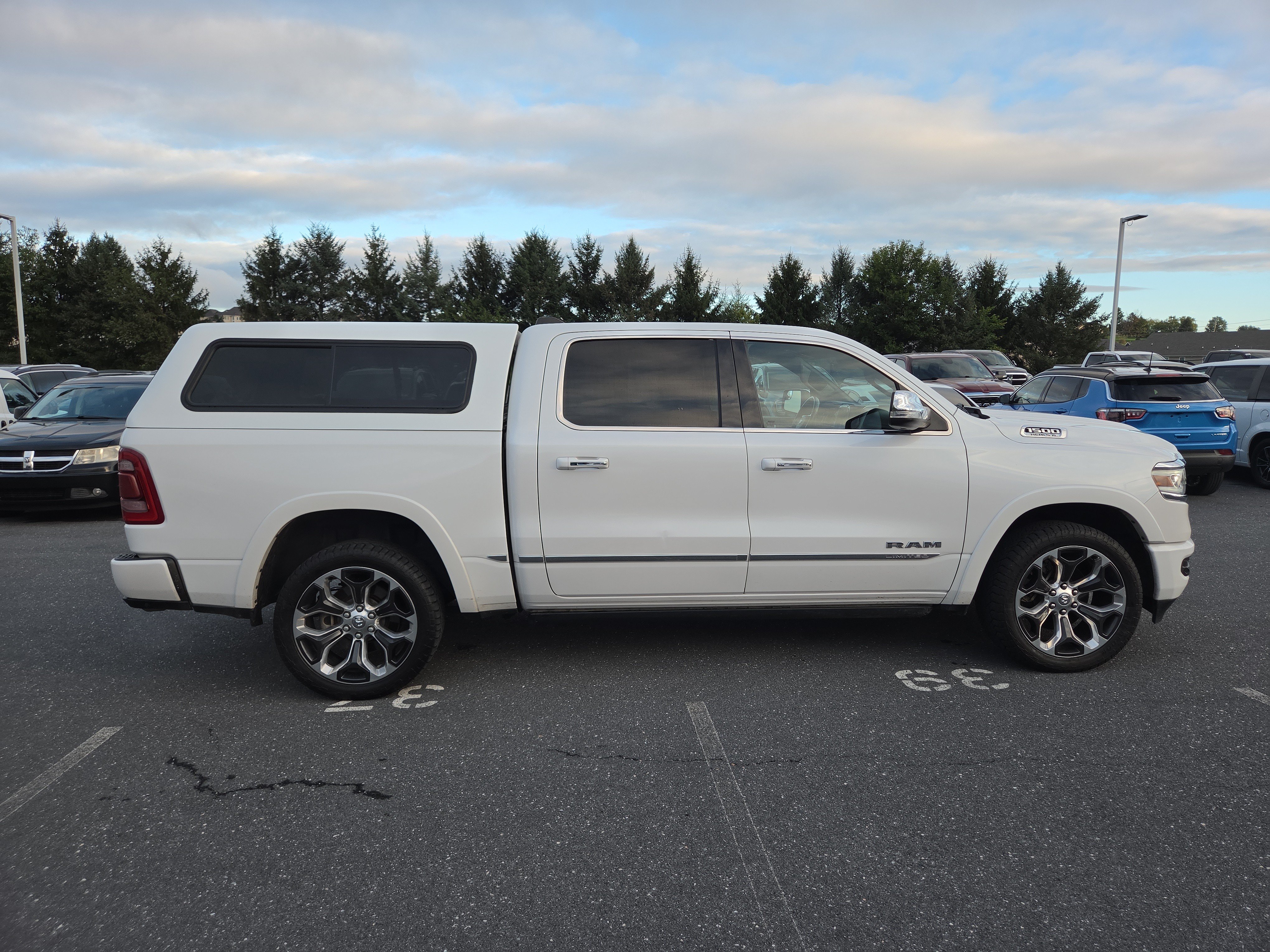 Used 2019 RAM 1500 Limited AWD/4WD image 18