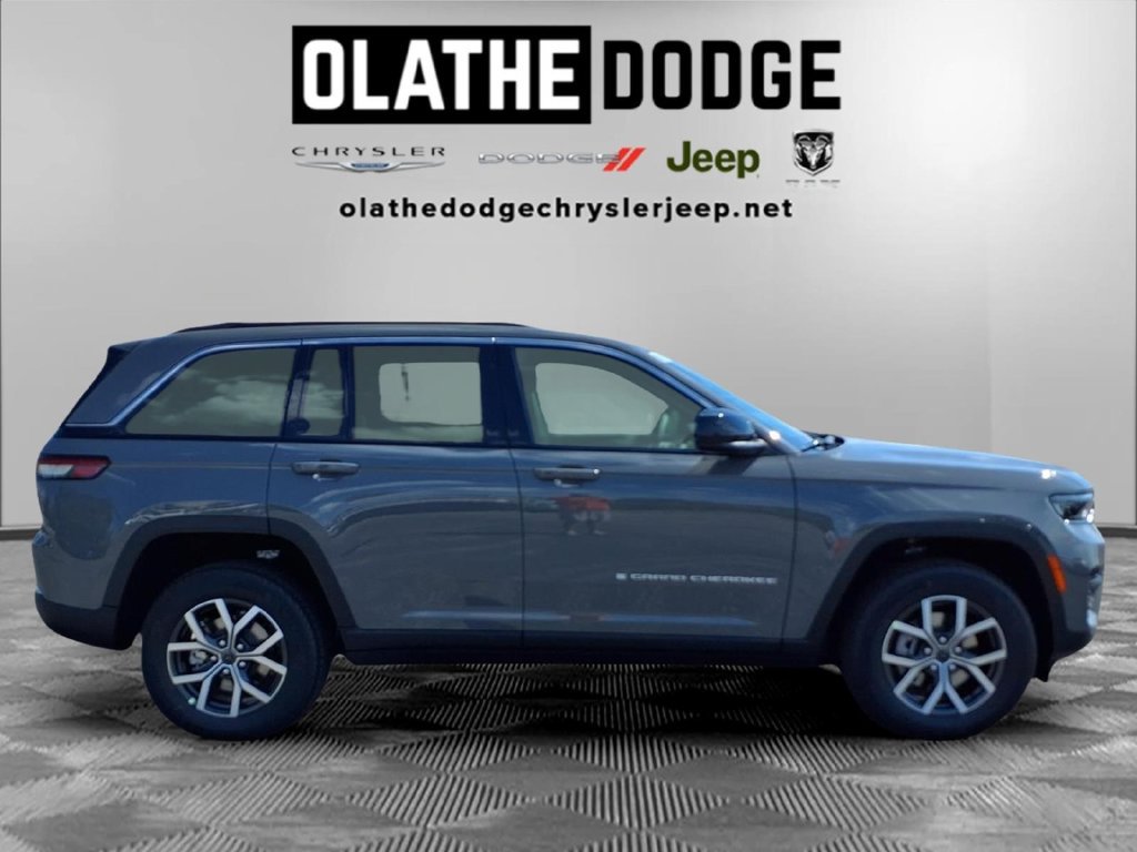 New 2027 Jeep Grand Cherokee Laredo X AWD/4WD image 26