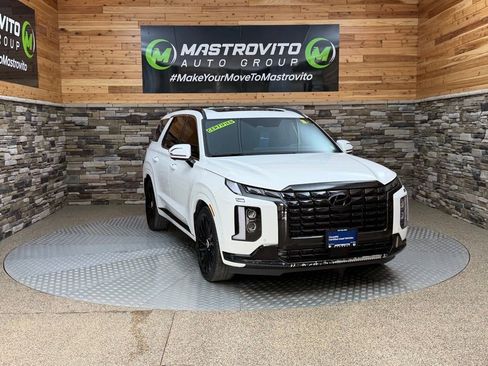 Used 2024 Hyundai Palisade Calligraphy image 2