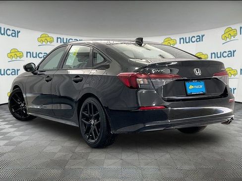 Used 2025 Honda Civic Sport image 4