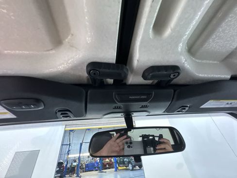 Used 2021 Jeep Wrangler Unlimited Sport image 32