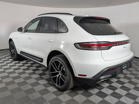 New 2026 Porsche Macan image 3
