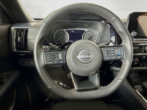 Used 2023 Nissan Pathfinder Rock Creek AWD/4WD image 14
