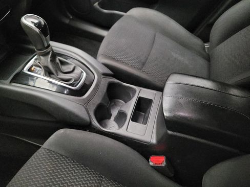 Used 2022 Nissan Rogue Sport S AWD/4WD image 26