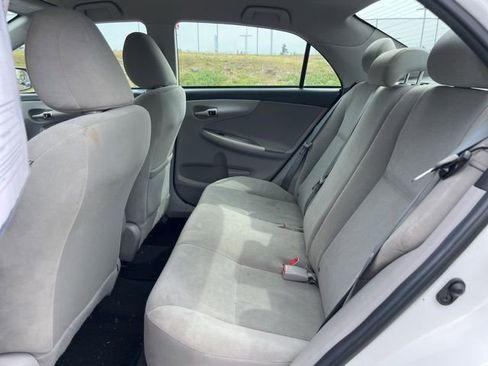 Used 2012 Toyota Corolla LE image 15