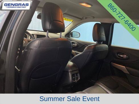 Certified 2017 Jeep Cherokee Limited AWD/4WD image 27