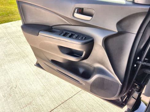 Used 2016 Honda CR-V SE image 30