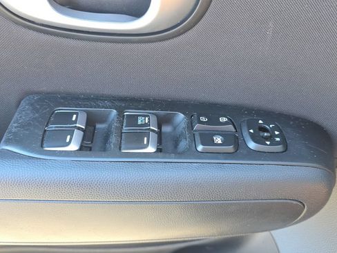 Used 2019 Kia Soul w/ Option Group 020 FWD image 18