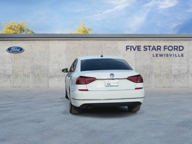 Used 2018 Volkswagen Passat 2.0T SE FWD image 7