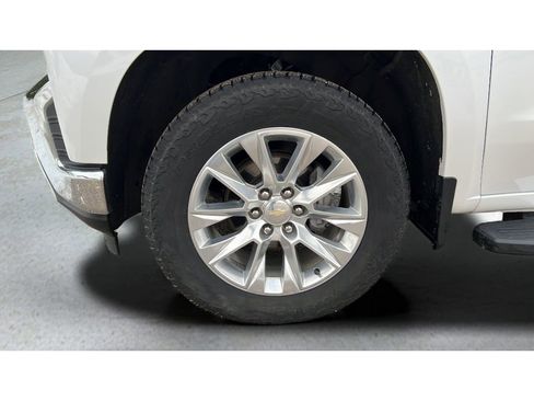 Certified 2019 Chevrolet Silverado 1500 LTZ w/ LTZ Plus Package image 34