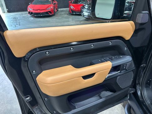 Used 2020 Land Rover Defender 110 X AWD/4WD image 54