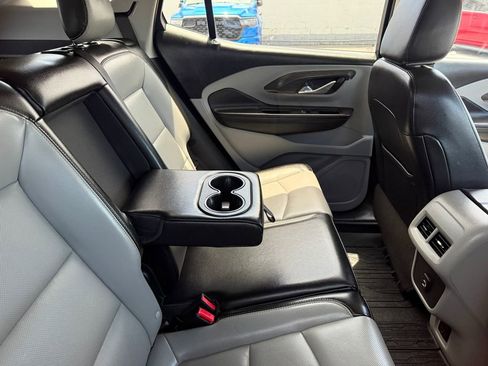 Used 2020 GMC Terrain SLT AWD/4WD image 13