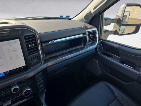 Used 2024 Ford F250 Lariat w/ Chrome Package image 10