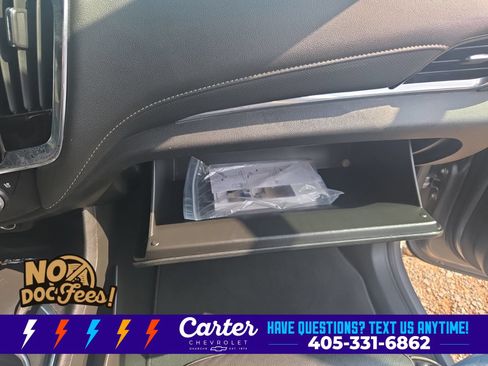 Used 2023 Chevrolet Traverse Premier FWD image 41