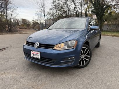 Used 2016 Volkswagen Golf SE