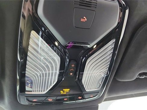 Used 2024 BMW X7 xDrive40i w/ M Sport Package image 58