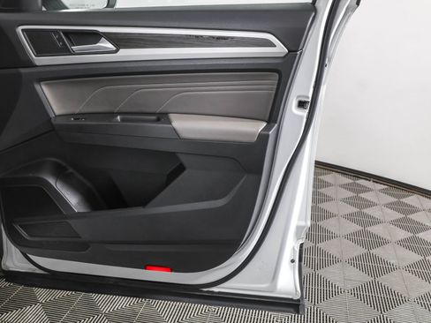 Certified 2023 Volkswagen Atlas SE image 47