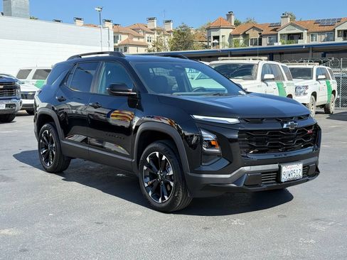 Used 2026 Chevrolet Equinox RS FWD image 5