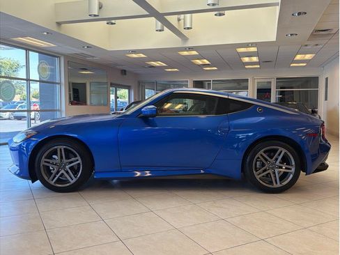 Used 2025 Nissan Z Sport w/ Floor Mat Package RWD image 8