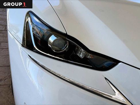 Used 2020 Lexus IS 350 F Sport w/ F Sport Package RWD image 27