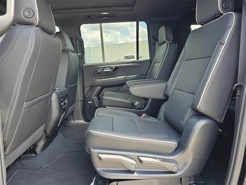 New 2025 Chevrolet Suburban Premier w/ Sun And Tow Package image 20