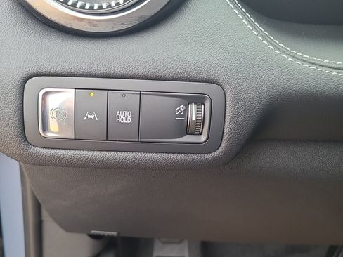 Used 2024 Chevrolet Blazer EV LT AWD/4WD image 14