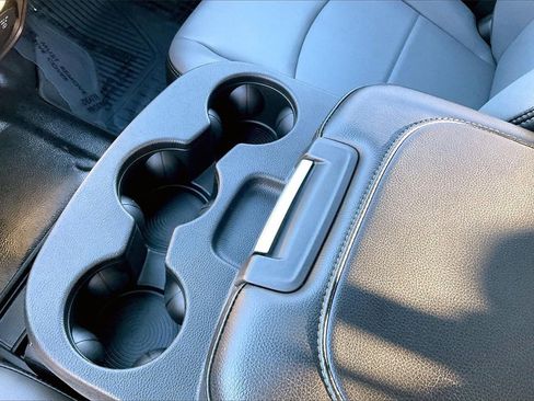 Used 2024 RAM 3500 Tradesman w/ Chrome Appearance Group image 15