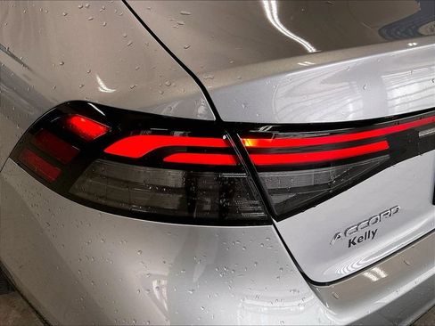 Used 2023 Honda Accord EX image 31