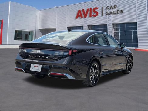 Used 2025 Hyundai Sonata SEL FWD image 6