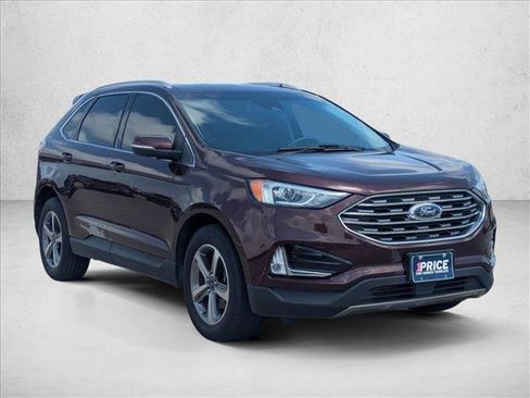 Used 2020 Ford Edge SEL w/ Convenience Package image 3