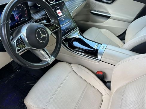 Certified 2022 Mercedes-Benz C 300 Sedan image 4