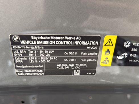 Used 2023 BMW 330i Sedan w/ Premium Package RWD image 29