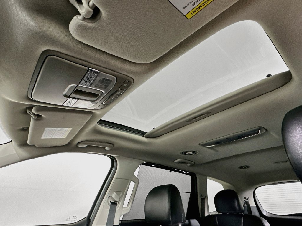 Used 2022 Kia Telluride EX w/ EX Premium Package FWD image 11